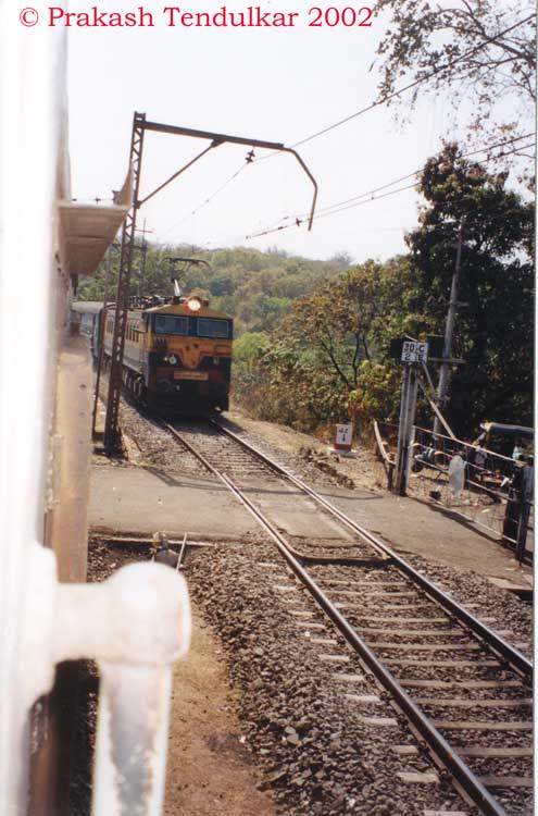 Tirupati Express 1 jpg 60033 Bytes 